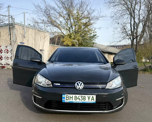 Сірий Фольксваген e-Golf, об'ємом двигуна 0 л та пробігом 165 тис. км за 8000 $, фото 18 на Automoto.ua