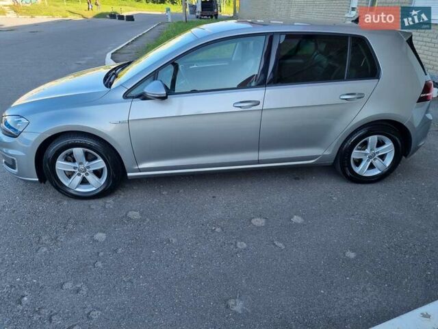Сірий Фольксваген e-Golf, об'ємом двигуна 0 л та пробігом 48 тис. км за 12000 $, фото 11 на Automoto.ua