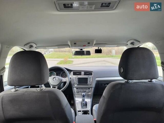 Серый Фольксваген e-Golf, объемом двигателя 0 л и пробегом 98 тыс. км за 9300 $, фото 24 на Automoto.ua