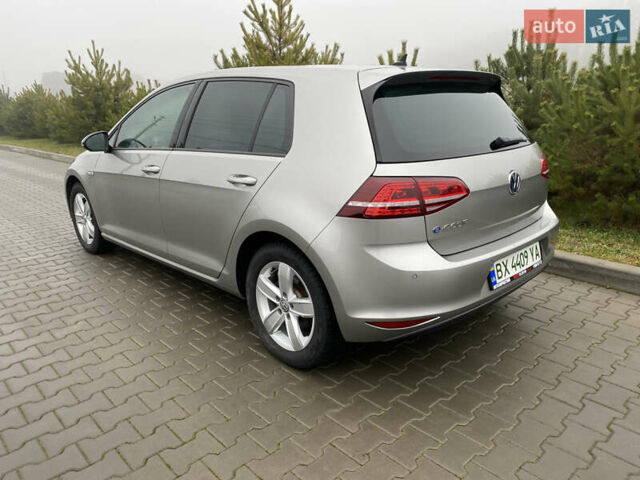 Серый Фольксваген e-Golf, объемом двигателя 0 л и пробегом 110 тыс. км за 8800 $, фото 15 на Automoto.ua