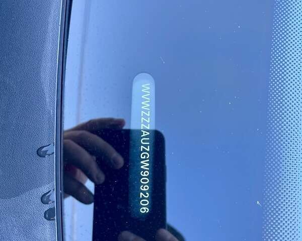 Серый Фольксваген e-Golf, объемом двигателя 0 л и пробегом 119 тыс. км за 10700 $, фото 66 на Automoto.ua