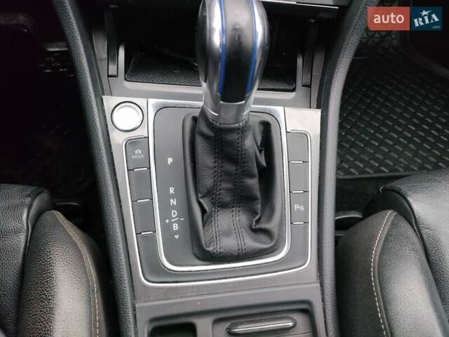 Сірий Фольксваген e-Golf, об'ємом двигуна 0 л та пробігом 117 тис. км за 8600 $, фото 19 на Automoto.ua