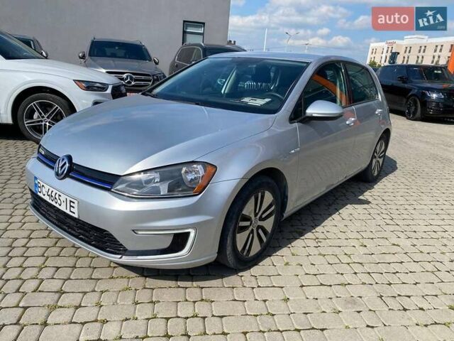 Серый Фольксваген e-Golf, объемом двигателя 0 л и пробегом 115 тыс. км за 8500 $, фото 2 на Automoto.ua