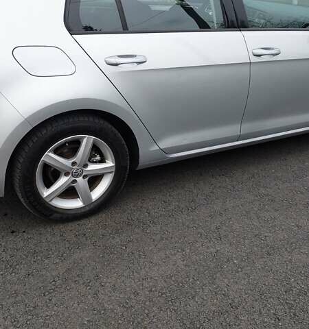 Серый Фольксваген e-Golf, объемом двигателя 0 л и пробегом 92 тыс. км за 9500 $, фото 7 на Automoto.ua