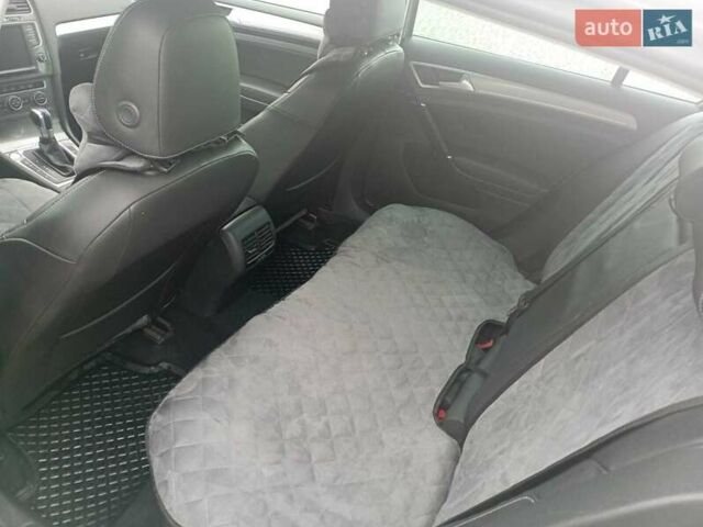 Серый Фольксваген e-Golf, объемом двигателя 0 л и пробегом 113 тыс. км за 9900 $, фото 9 на Automoto.ua