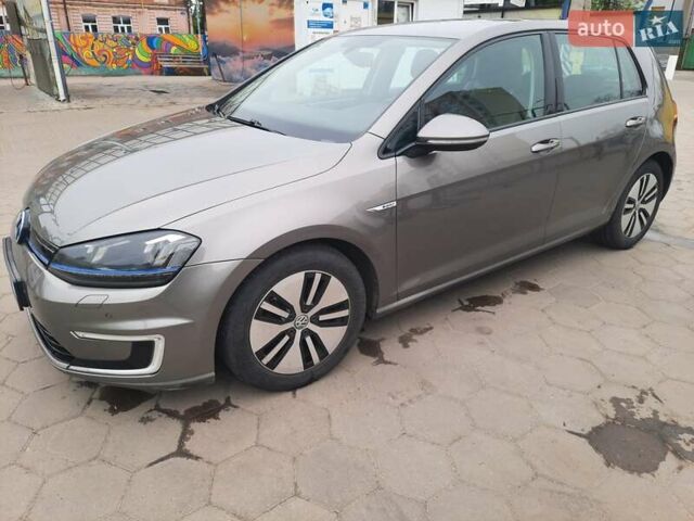 Сірий Фольксваген e-Golf, об'ємом двигуна 0 л та пробігом 142 тис. км за 9000 $, фото 5 на Automoto.ua