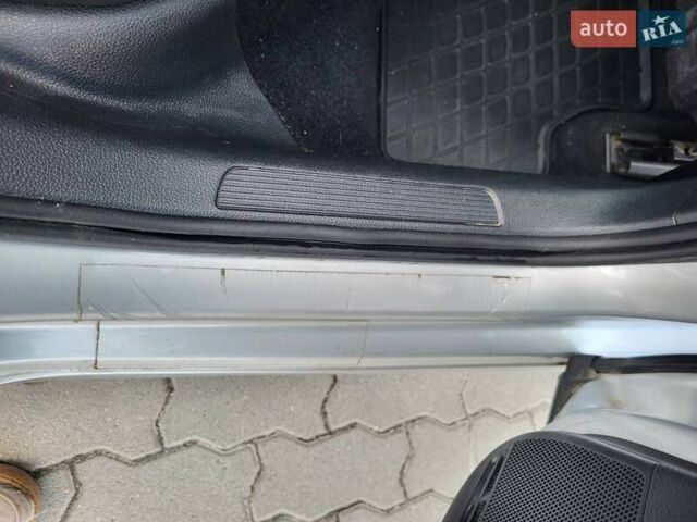 Серый Фольксваген e-Golf, объемом двигателя 0 л и пробегом 98 тыс. км за 9300 $, фото 8 на Automoto.ua