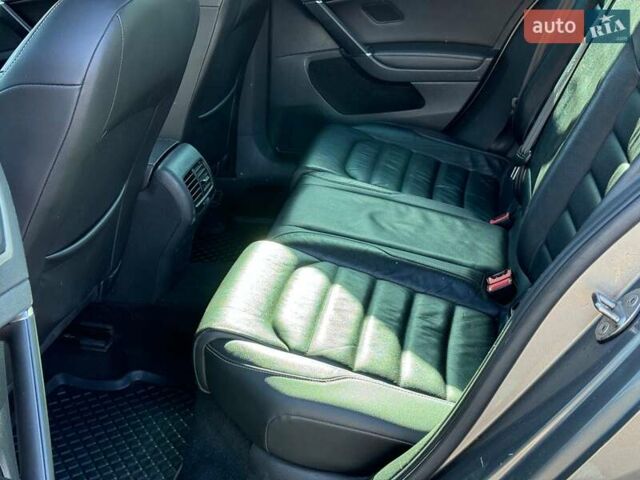 Серый Фольксваген e-Golf, объемом двигателя 0 л и пробегом 72 тыс. км за 11390 $, фото 17 на Automoto.ua