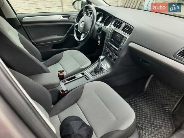 Сірий Фольксваген e-Golf, об'ємом двигуна 0 л та пробігом 142 тис. км за 9000 $, фото 6 на Automoto.ua