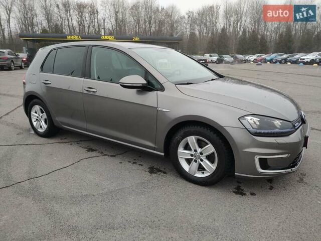 Сірий Фольксваген e-Golf, об'ємом двигуна 0 л та пробігом 117 тис. км за 8600 $, фото 12 на Automoto.ua