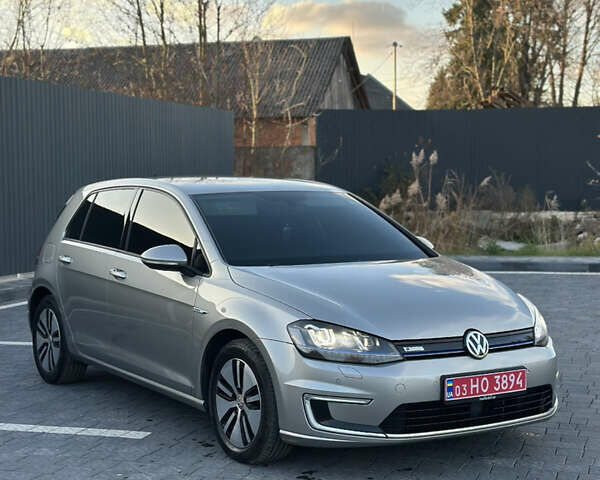 Серый Фольксваген e-Golf, объемом двигателя 0 л и пробегом 159 тыс. км за 9000 $, фото 11 на Automoto.ua