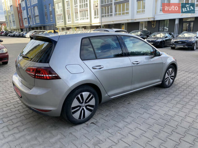 Серый Фольксваген e-Golf, объемом двигателя 0 л и пробегом 148 тыс. км за 9799 $, фото 6 на Automoto.ua