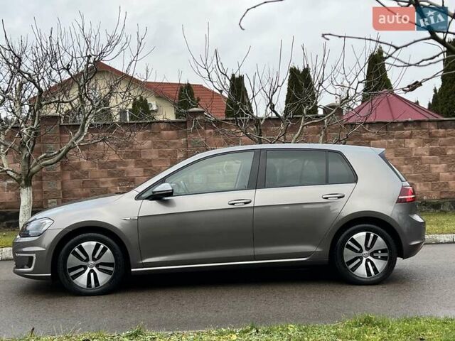 Серый Фольксваген e-Golf, объемом двигателя 0 л и пробегом 127 тыс. км за 8850 $, фото 10 на Automoto.ua