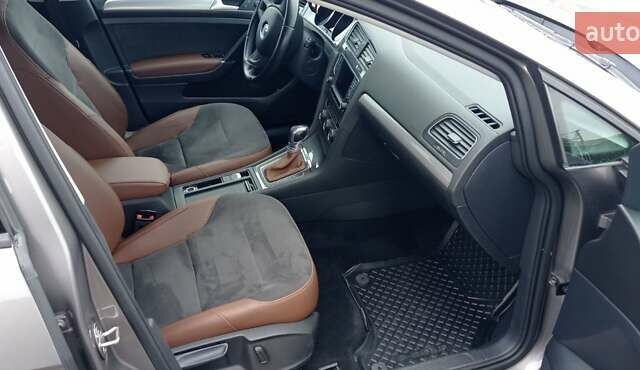 Серый Фольксваген e-Golf, объемом двигателя 0 л и пробегом 77 тыс. км за 8700 $, фото 19 на Automoto.ua