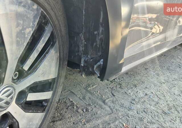 Серый Фольксваген e-Golf, объемом двигателя 0 л и пробегом 103 тыс. км за 6900 $, фото 3 на Automoto.ua