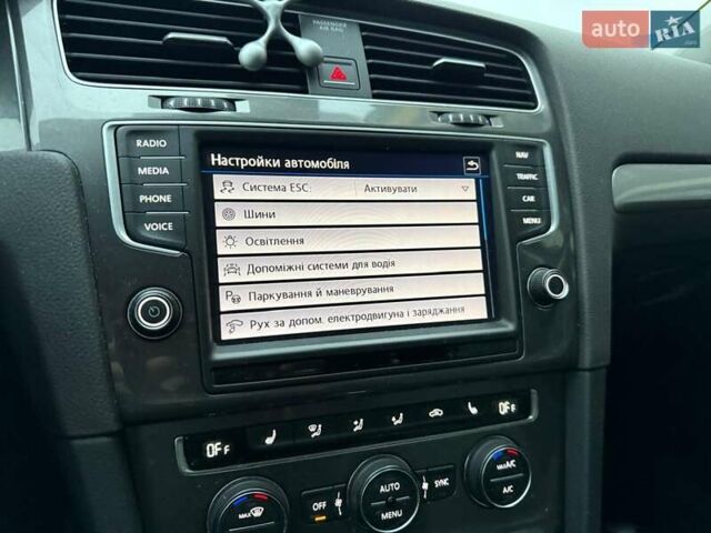 Сірий Фольксваген e-Golf, об'ємом двигуна 0 л та пробігом 152 тис. км за 7999 $, фото 28 на Automoto.ua