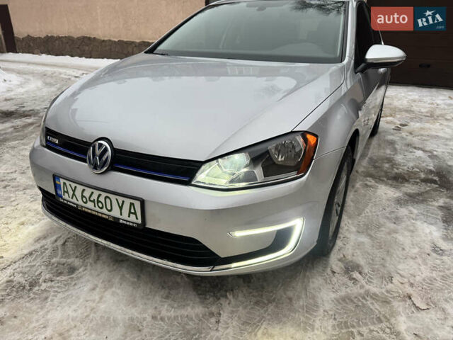 Сірий Фольксваген e-Golf, об'ємом двигуна 0 л та пробігом 92 тис. км за 8500 $, фото 23 на Automoto.ua
