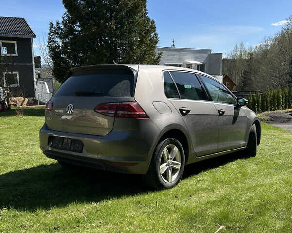 Серый Фольксваген e-Golf, объемом двигателя 0 л и пробегом 126 тыс. км за 8600 $, фото 4 на Automoto.ua