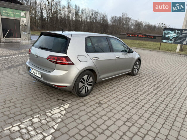 Серый Фольксваген e-Golf, объемом двигателя 0 л и пробегом 122 тыс. км за 9200 $, фото 12 на Automoto.ua