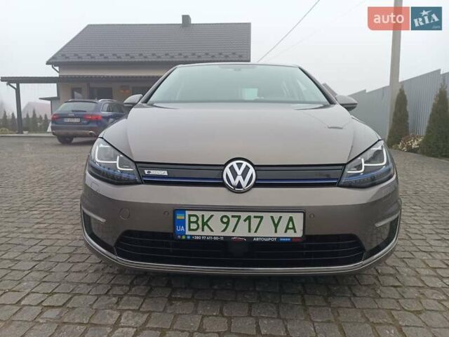 Серый Фольксваген e-Golf, объемом двигателя 0 л и пробегом 152 тыс. км за 8750 $, фото 2 на Automoto.ua