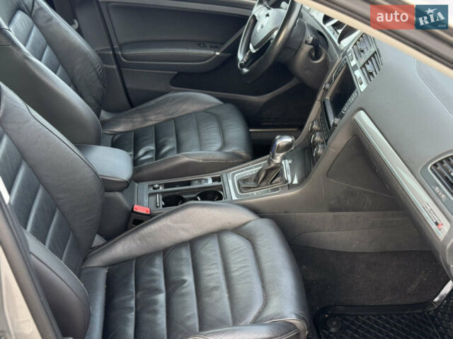 Сірий Фольксваген e-Golf, об'ємом двигуна 0 л та пробігом 122 тис. км за 8800 $, фото 28 на Automoto.ua