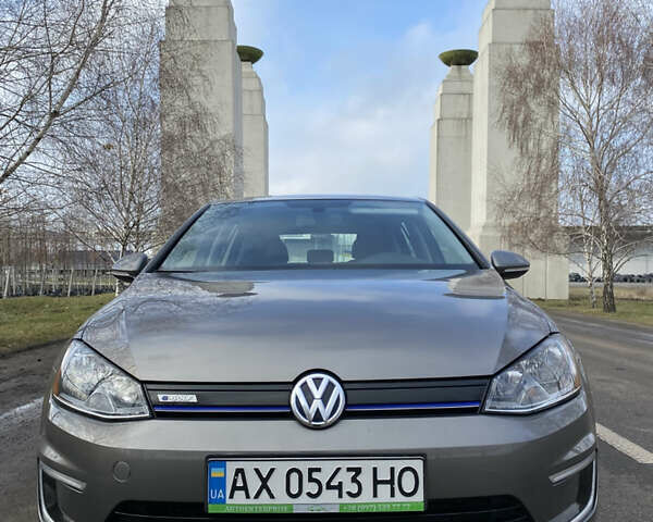 Сірий Фольксваген e-Golf, об'ємом двигуна 0 л та пробігом 87 тис. км за 11800 $, фото 7 на Automoto.ua