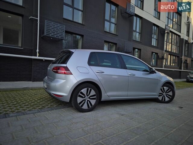 Сірий Фольксваген e-Golf, об'ємом двигуна 0 л та пробігом 180 тис. км за 8999 $, фото 15 на Automoto.ua