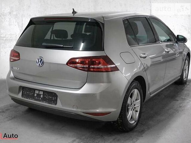 Серый Фольксваген e-Golf, объемом двигателя 0 л и пробегом 85 тыс. км за 10250 $, фото 10 на Automoto.ua