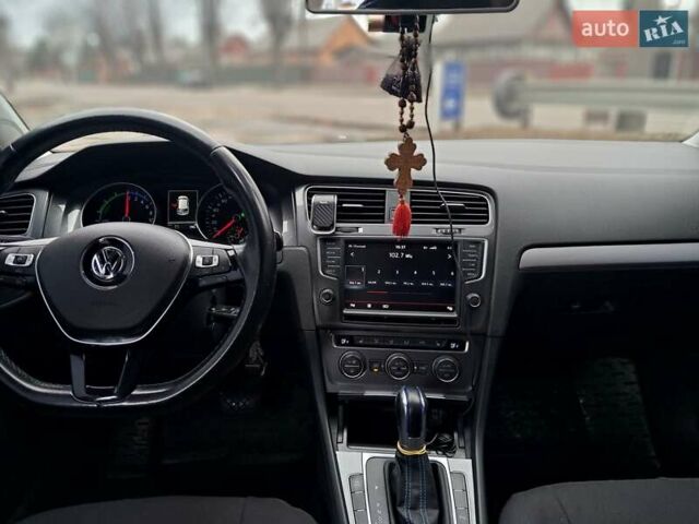 Серый Фольксваген e-Golf, объемом двигателя 0 л и пробегом 140 тыс. км за 9200 $, фото 15 на Automoto.ua