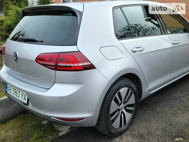Серый Фольксваген e-Golf, объемом двигателя 0 л и пробегом 133 тыс. км за 9200 $, фото 5 на Automoto.ua