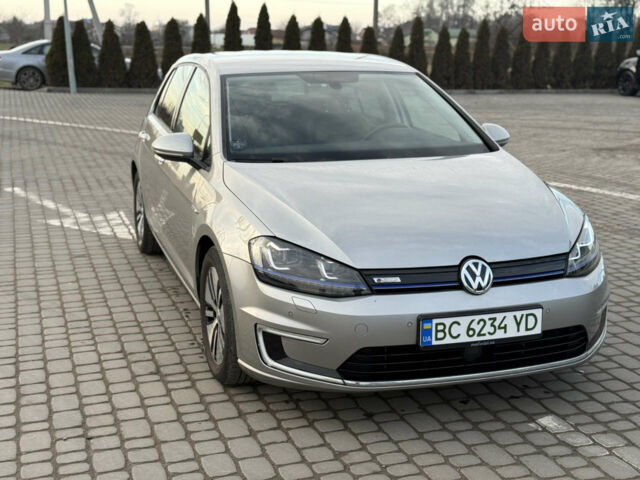 Серый Фольксваген e-Golf, объемом двигателя 0 л и пробегом 122 тыс. км за 9200 $, фото 21 на Automoto.ua