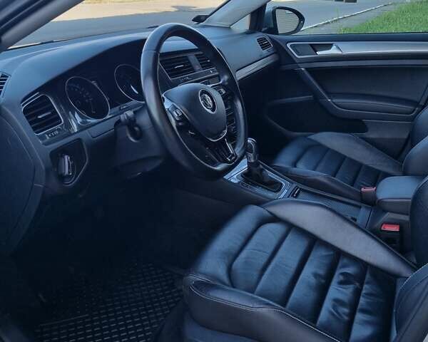 Сірий Фольксваген e-Golf, об'ємом двигуна 0 л та пробігом 48 тис. км за 12000 $, фото 23 на Automoto.ua