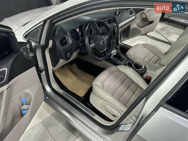 Сірий Фольксваген e-Golf, об'ємом двигуна 0 л та пробігом 99 тис. км за 9500 $, фото 4 на Automoto.ua