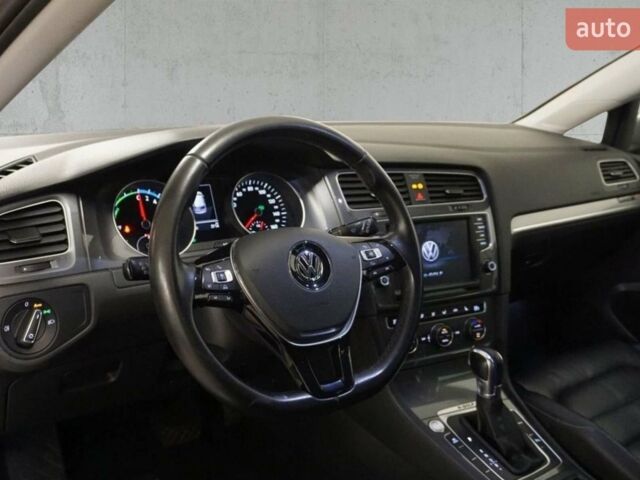 Сірий Фольксваген e-Golf, об'ємом двигуна 0 л та пробігом 99 тис. км за 10200 $, фото 15 на Automoto.ua