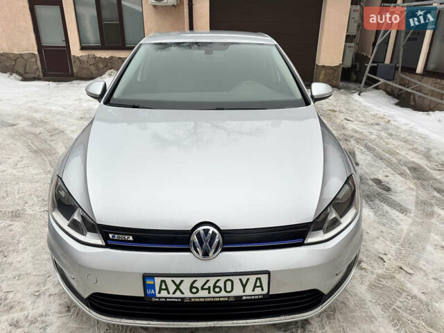 Сірий Фольксваген e-Golf, об'ємом двигуна 0 л та пробігом 92 тис. км за 8500 $, фото 8 на Automoto.ua