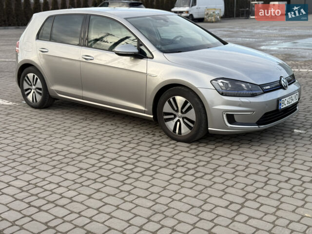 Серый Фольксваген e-Golf, объемом двигателя 0 л и пробегом 114 тыс. км за 9000 $, фото 19 на Automoto.ua