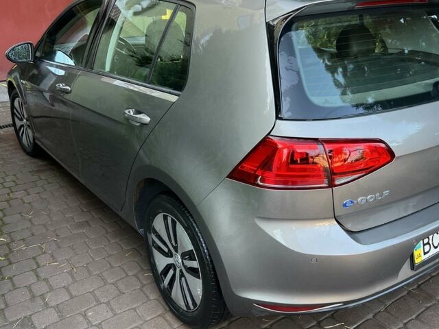Сірий Фольксваген e-Golf, об'ємом двигуна 0 л та пробігом 63 тис. км за 16750 $, фото 13 на Automoto.ua
