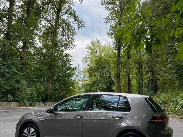 Сірий Фольксваген e-Golf, об'ємом двигуна 0 л та пробігом 112 тис. км за 8799 $, фото 8 на Automoto.ua