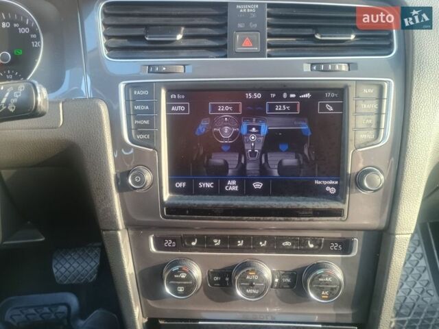 Серый Фольксваген e-Golf, объемом двигателя 0 л и пробегом 115 тыс. км за 9800 $, фото 12 на Automoto.ua