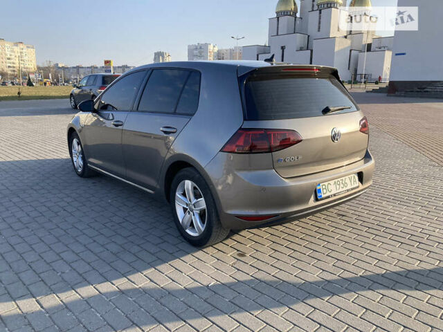 Серый Фольксваген e-Golf, объемом двигателя 0 л и пробегом 78 тыс. км за 10000 $, фото 5 на Automoto.ua