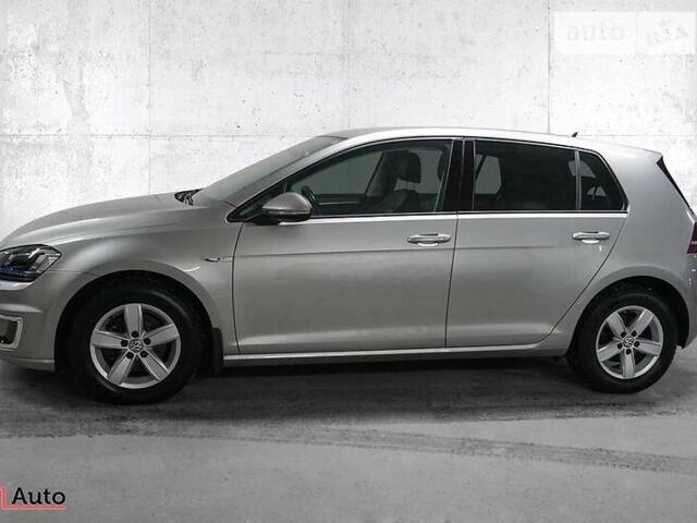 Серый Фольксваген e-Golf, объемом двигателя 0 л и пробегом 85 тыс. км за 10250 $, фото 25 на Automoto.ua