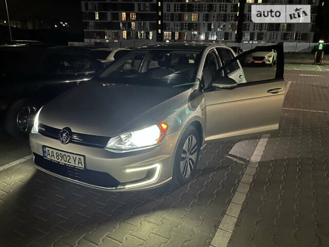 Сірий Фольксваген e-Golf, об'ємом двигуна 0 л та пробігом 74 тис. км за 10500 $, фото 32 на Automoto.ua