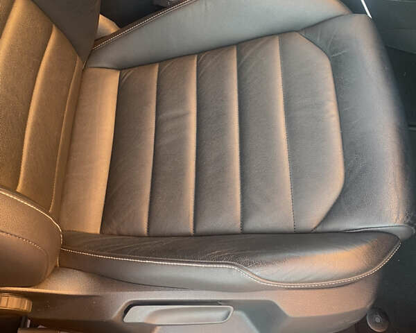 Серый Фольксваген e-Golf, объемом двигателя 0 л и пробегом 81 тыс. км за 9500 $, фото 6 на Automoto.ua