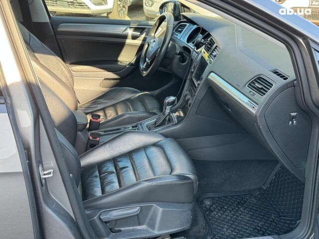 Серый Фольксваген e-Golf, объемом двигателя 0 л и пробегом 72 тыс. км за 11390 $, фото 24 на Automoto.ua