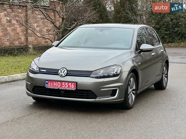 Серый Фольксваген e-Golf, объемом двигателя 0 л и пробегом 127 тыс. км за 8850 $, фото 13 на Automoto.ua