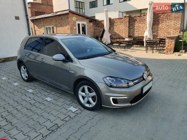 Серый Фольксваген e-Golf, объемом двигателя 0 л и пробегом 119 тыс. км за 9750 $, фото 1 на Automoto.ua