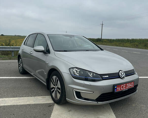 Серый Фольксваген e-Golf, объемом двигателя 0 л и пробегом 134 тыс. км за 9450 $, фото 7 на Automoto.ua