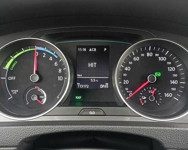 Серый Фольксваген e-Golf, объемом двигателя 0 л и пробегом 113 тыс. км за 9900 $, фото 13 на Automoto.ua
