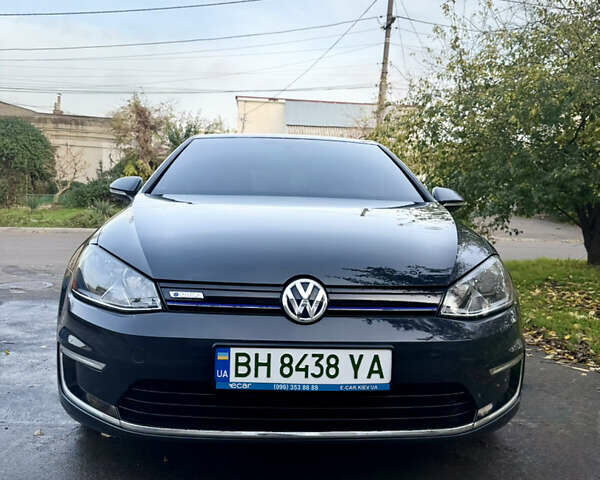 Сірий Фольксваген e-Golf, об'ємом двигуна 0 л та пробігом 165 тис. км за 8000 $, фото 10 на Automoto.ua