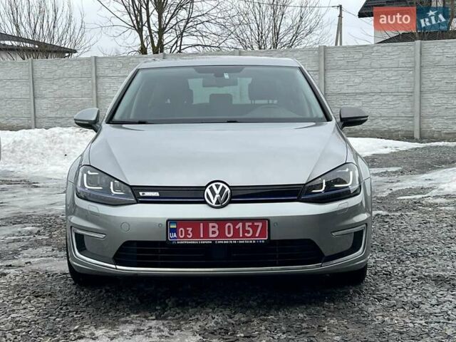 Серый Фольксваген e-Golf, объемом двигателя 0 л и пробегом 127 тыс. км за 7950 $, фото 2 на Automoto.ua